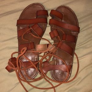 BROWN ANKLE TIE SANDALS